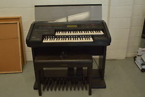 YAMAHA ELECTONE EL 900 ORIGINAL VINTAGE ABSOLUTELY MINT CONDITION