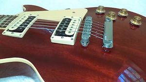 WOW 1996 Gibson Custom Shop Les Paul Classic Translucent Red Carved Mahogany Top