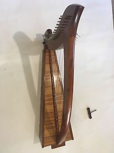 22 string celtic lever harp electroacoustic