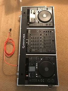 Pioneer DJM 800 Mixer with Gemini CDJ 700 Pair and Odyssey FR12CDJWE Flight Case