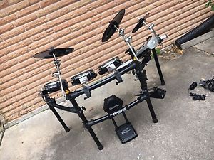 Roland TD-9 V-Drums electronic drum set kit - MESH PADS - Excellent