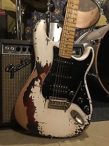 Relic Fender USA American Special Stratocaster Electric Guitar HSS Road Worn