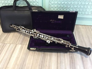 **Vintage F. Loree Professional Oboe - Paris Made (Vintage sheet music included)