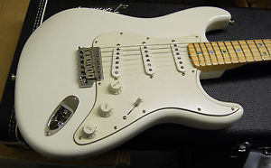 Fender Robin Trower Custom Shop Stratocaster Alpine White 100% Unplayed SAVE!