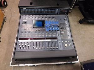 YAMAHA DM2000- VCM DIGITAL MIXING CONSOLE 96 Inputs and 22 Buses W/Custom Case