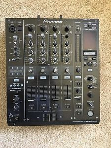 DJM 900 Mixer