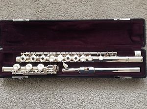 Yamaha Solid Silver Flute model YFL 481
