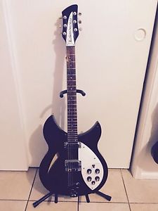 Rickenbacker 300 330 Electric Guitar with hard shell case