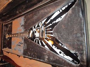 Gibson / Epiphone Robb Flynn Love/Death Baritone V *Machine Head  with case