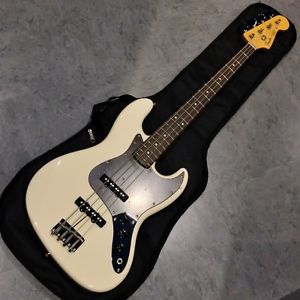 NEW Fender Classic 60s Jazz Bass VWH (Vintage White) bass From JAPAN/456