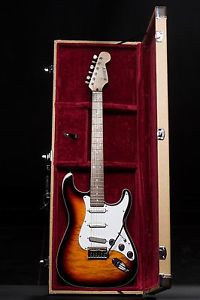 Guitar ROSET custom shop masterbuilt (by Tusis) strat.