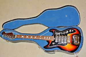 VINTAGE MINT CONDITION TEISCO Delrey Electric Guitar ET-440 Spectrum SUNBURST