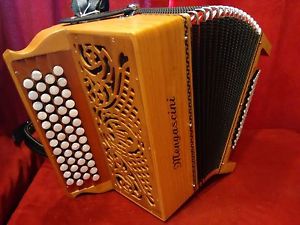 Used Mengascini Chromatic Button Accordion Celty Wood 37/72 LMM Made in Italy
