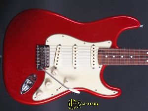 USA Customs STRAT - Candy Apple Red - Matching reversed Headstock