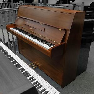 Used Yamaha Yk301 upright piano C1987