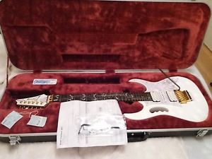 guitare ibanez jem 7 v orginal JAPAN avec hardcase etat tres tres bien mint