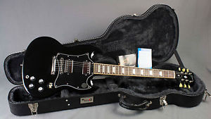 GIBSON 2009 SG STANDARD IN EBONY BLACK - MINT CONDITION - WITH HARDCASE