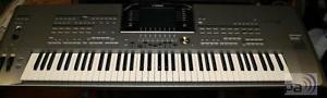 Yamaha Tyros 5, 76 Tasten, Demoware