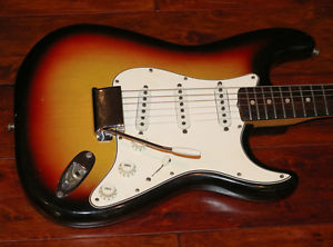 1965 Fender Stratocaster  (FEE0873)