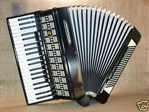 WELTMEISTER SERINO GERMAN PIANO ACCORDION 120 BASS BUTTON ACORDEON ACCORDEON