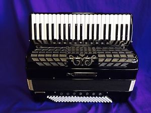 NEW BUGARI  DOUBLE TONE CHAMBER MODEL 288 GOLD ACCORDION 4/5 HAND MADE REEDS