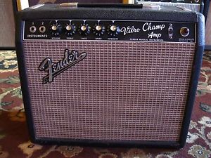 Vintage 1965 Fender Vibro Champ tube Amp - blackface - serviced