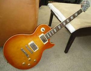 LES PAUL EPIPHONE GUITAR