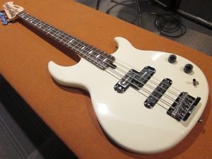 YAMAHA BB 1024 VW Electric Bass Guitar Free Shipping