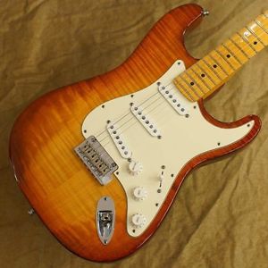 Free Shipping Used Fender Select Stratocaster 2012 Electric Guitar
