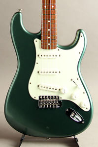 Crews Maniac Sound OST-60 Green Metallic Made in Japan E-Guitar