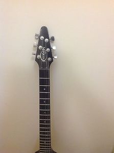U.S MASTERS CUSTOM SHOP LEFT HANDED FLYING V GUITAR