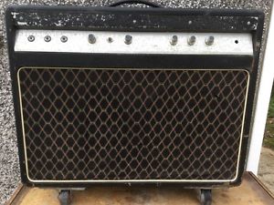 VINTAGE COMBO AMP VERY OLD JENNINGS F50