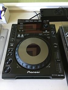 Pioneer CDJ 900 Turntable