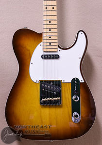 G&L ASAT Classic Light Swamp Ash Guitar in Old School Tobacco Sunburst & Binding