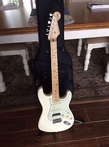 Fender American Special HSS Stratocaster Guitar White with Gig Bag - 0115702306