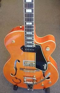 Hollowbody electric guitar with Bigsby style bridge, Chinese made upgraded parts