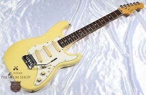 Fender 1984 Elite Stratocaster Arctic White Electric Guitar Free shipping