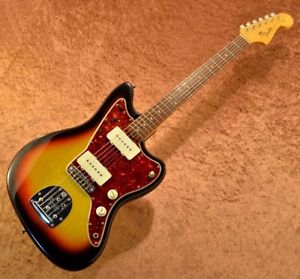 Fender USA Jazz master 3 Tone Sunburst 1964 free shipping guitar from Japan