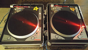 PAIR OF VESTAX PDX-A2S MK2 TURNTABLES WITH NEW FLIGHTCASES STANTON CARTRIDGE