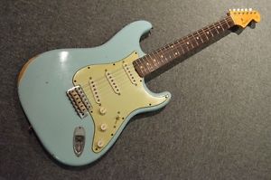 Fender CS: Electric Guitar tom Shop 1960 Storatocaster Relic USED