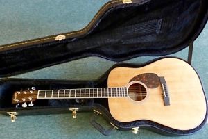 MINT Larrivee D-02 acoustic guitar, solid mahogany B/S spruce top, de luxe case