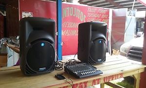 A Pair of Mackie SRM 450 Power Speakers