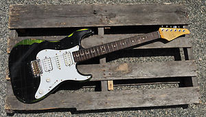 Suhr Standard Antique BLACK OVER CACTUS GREEN Electric Guitar - Medium Aging