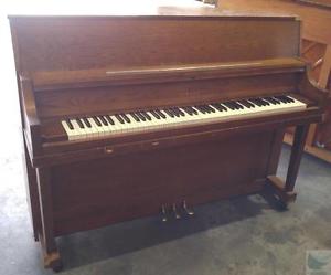 Yamaha P202 Oak  Model Upright Three Pedal 88 Key Piano Dark Walnut Finish