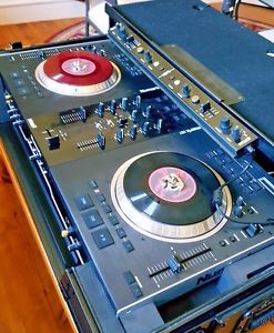Numark NS7 DJ Controller With Travel Case and NSFX!!!!!