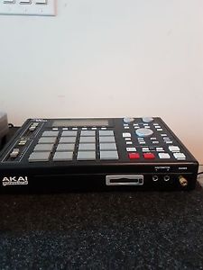 Akai MPC 1000