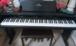 Yamaha Clavinova CVP-65 Advanced 1991 one owner. Great condition. 88 keys.