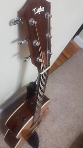 Taylor 200 214 Acoustic Guitar