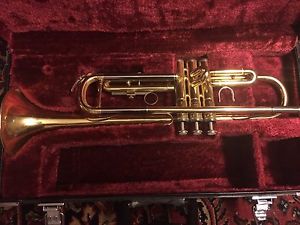 Yamaha Trompete 4320e - Neu!!!