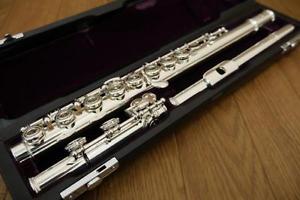 YAMAHA YFL-894 BJ flute Handmade Bijou model used Excellent Limited from japan